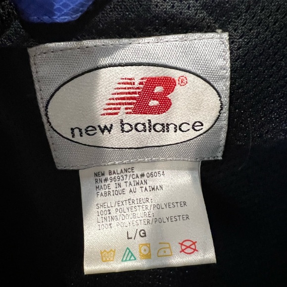 New Balance Running Jacket - Picture 3 of 4